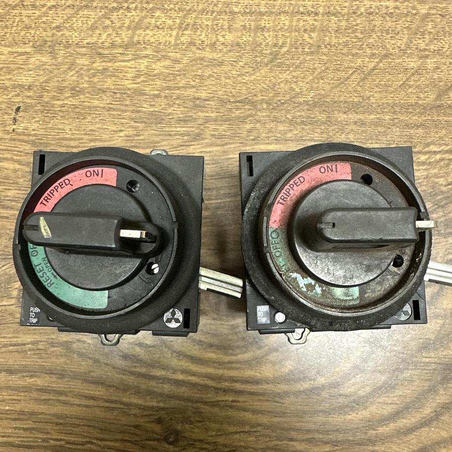 Used Mitsubishi,F-03SVUL, Operating Handles LOT of 2