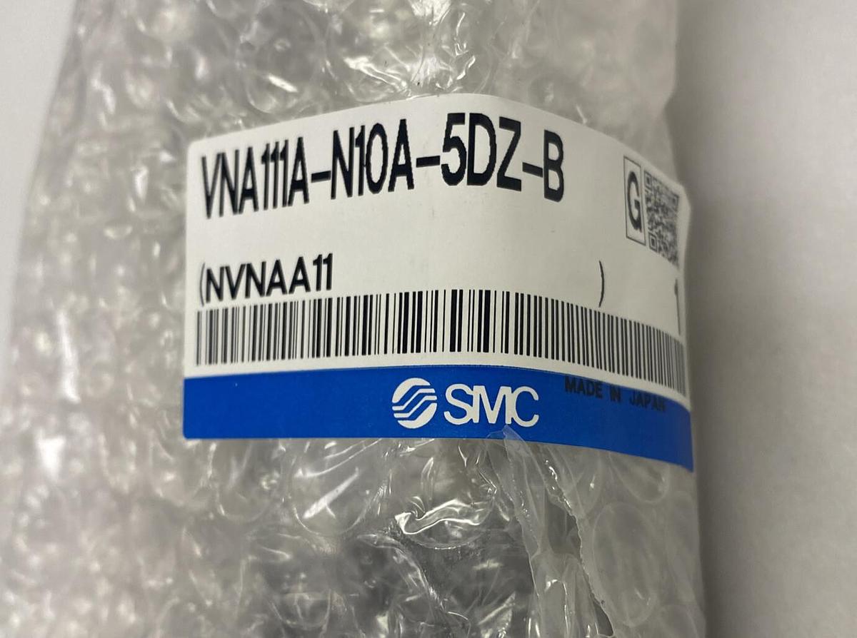 Used SMC,VNA111A-N10A-5DZ-B,EXTERNALLY PILOTED VALVE NEW