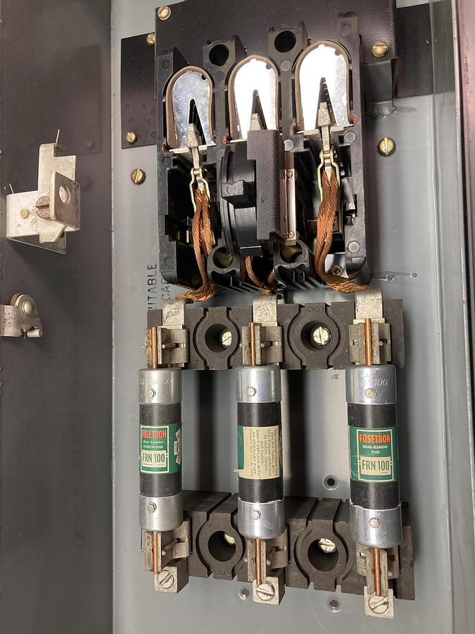 Used Westinghouse,Tap-323,3-Phase Fusible Switch Plug-In Unit 100A 240 Vac