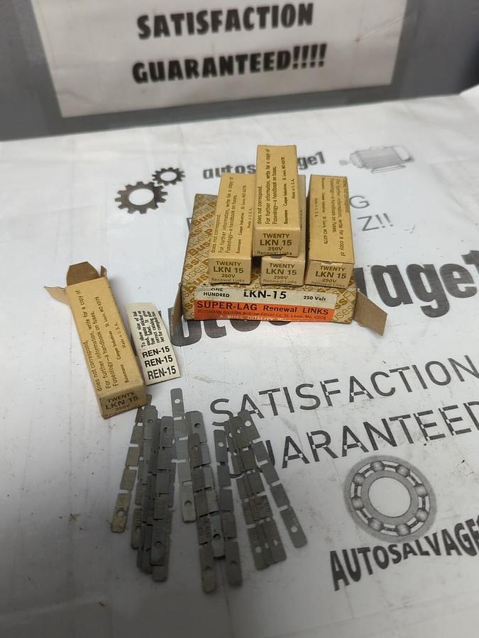 COOPER BUSSMANN,LKN-15,SUPER-LAG RENEWAL LINKS 250V LOT OF 100