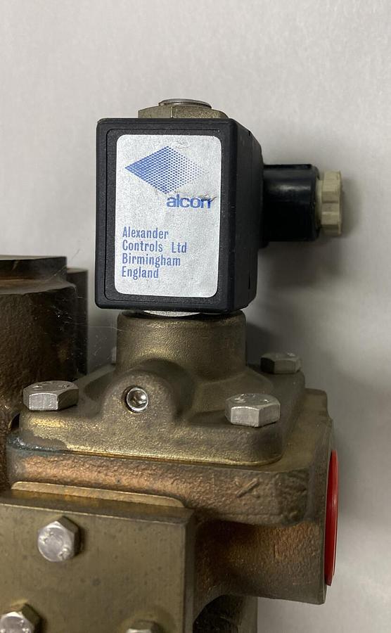 Alcon,GL-14,3/4 INCH Oxygen Gas Valve New