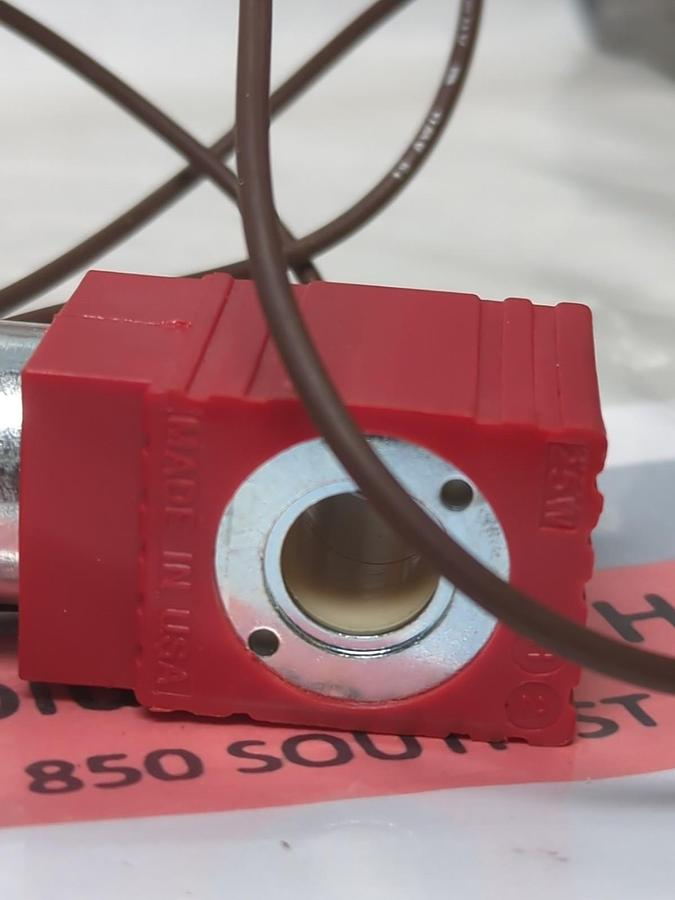 Used PARKER,851004,SOLENOID COIL 120VAC PRE-OWNED