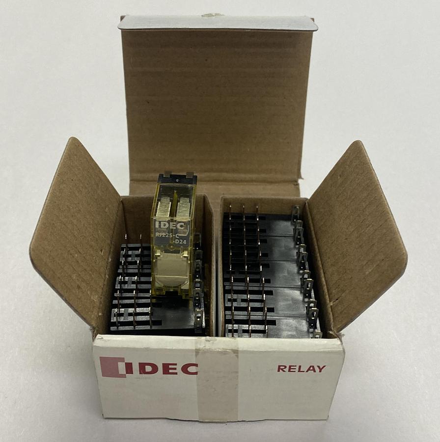 IDEC,RJ22S-C-D24,SLIM POWER RELAY LOT OF 9 NEW