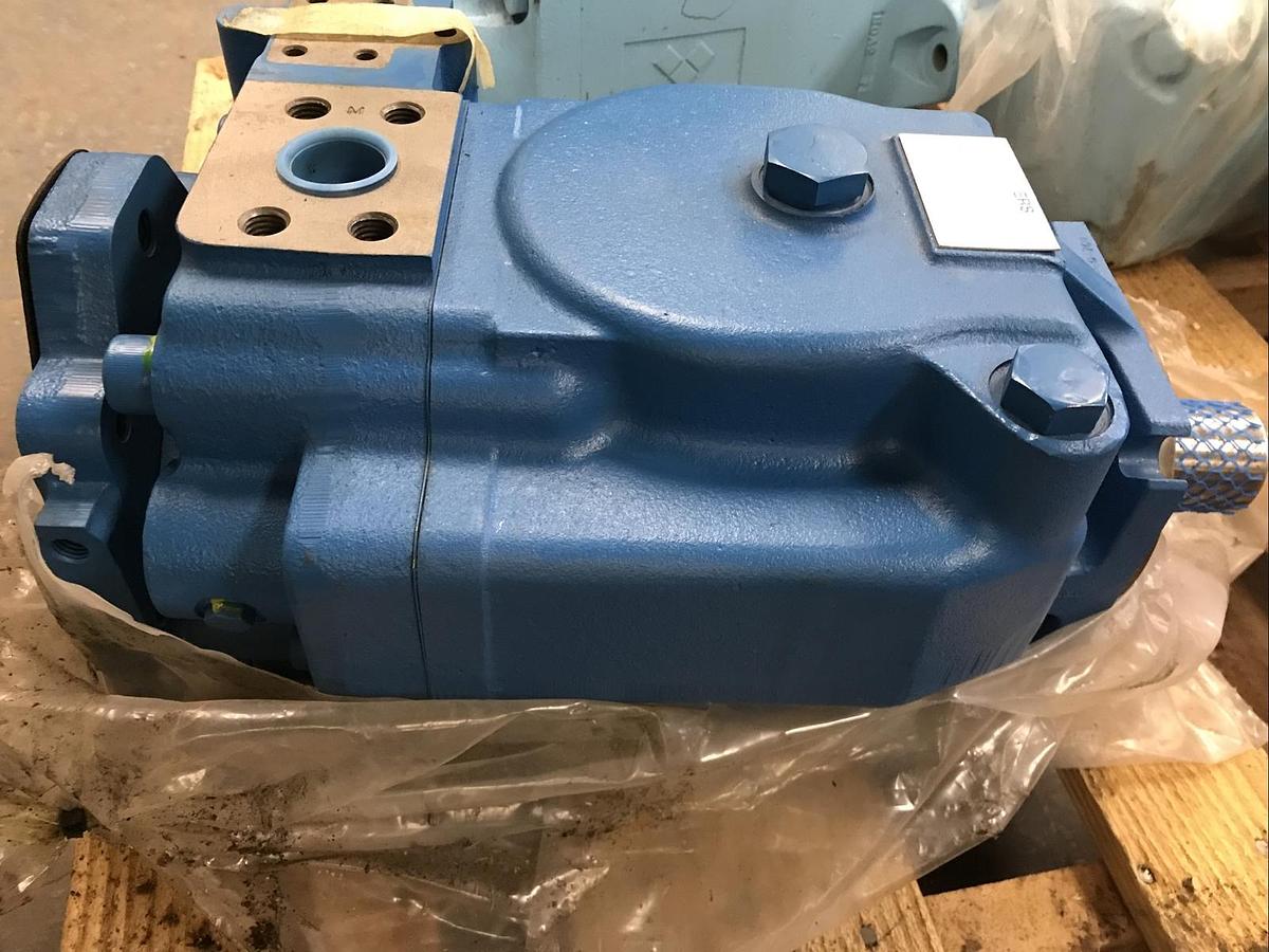 Used Vickers,PVH131,Piston Pump Refurbished PVH1310PCRCM16S10C16