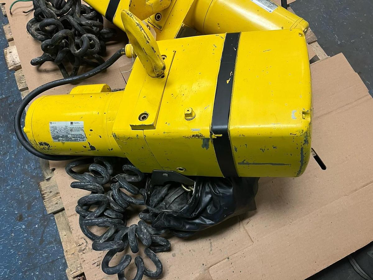 Used YALE HOIST,KEL2-14TH71/2S2,ELECTRIC HOIST 2TON 1PH 25FT CHAIN
