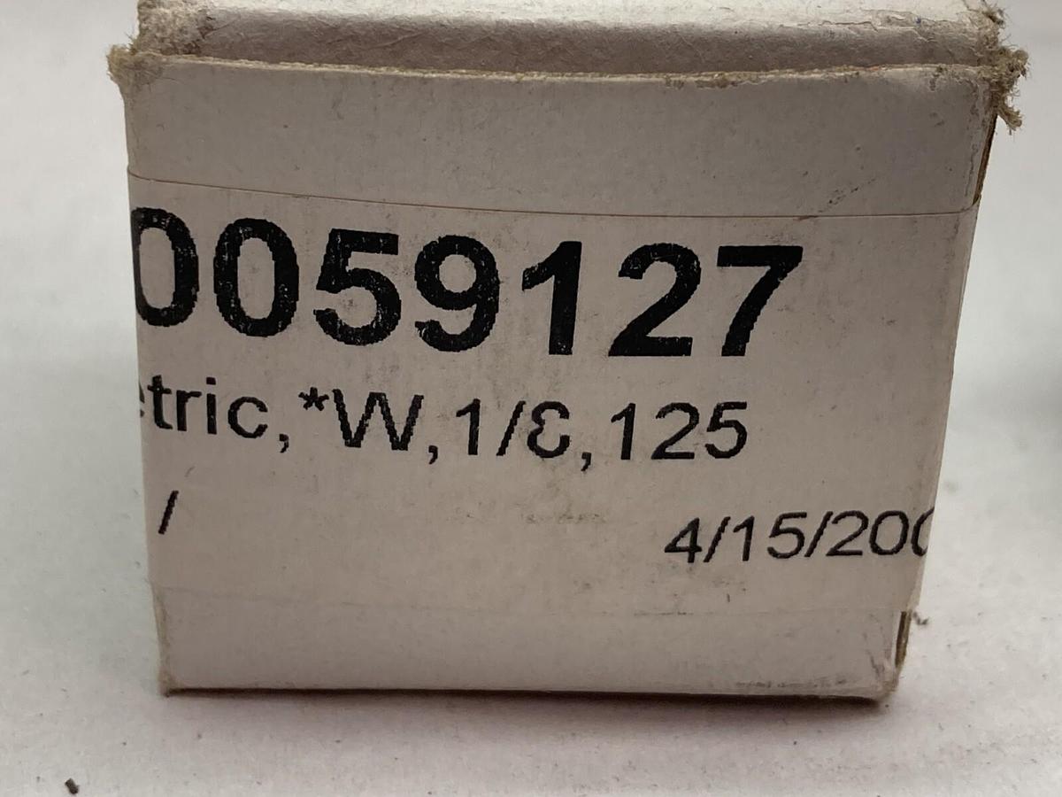 Sun Dragon,99301414,Pressure Gauge 1.5 Inch 160psi/bar 1/8NPT