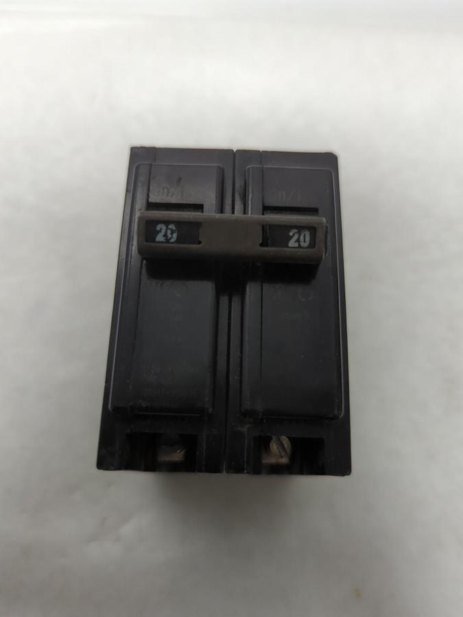 Used CUTLER-HAMMER,BR220,CIRCUIT BREAKER 20 AMP 2-POLE PRE-OWNED