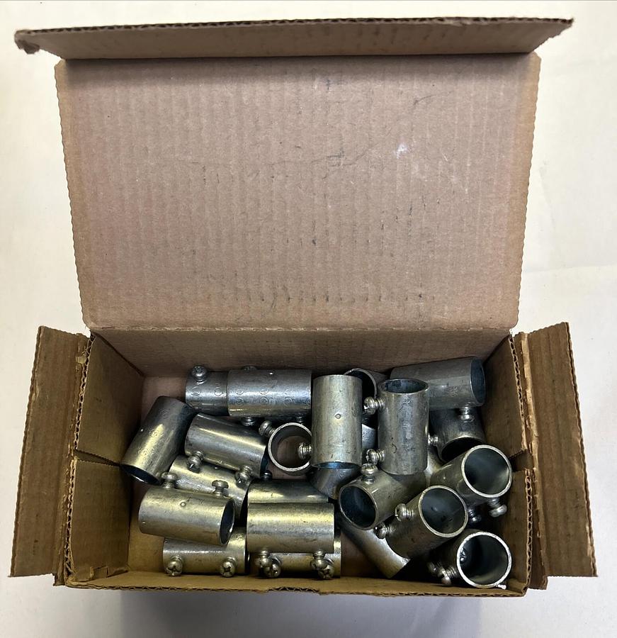 HUBBELL,EMT,COUPLING 3/4IN LOT OF 25 NOS