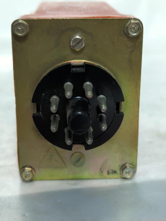 Used NATIONAL CONTROLS,T1K-120-461,SOLID STATE TIMER 1.2-120 SECONDS PRE-OWNED