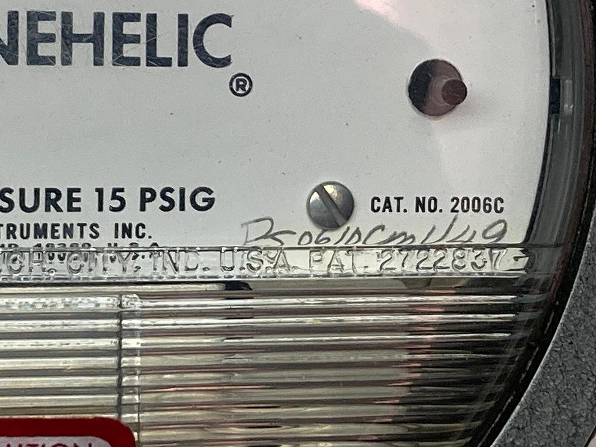 Dwyer,2006C,Magnehelic Differential Pressure Gauge 15 PSIG