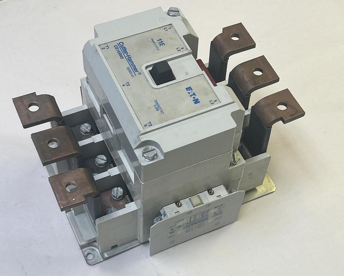 Used CUTLER-HAMMER,CE15RN3,MAGNETIC CONTACTOR 110/120V COIL