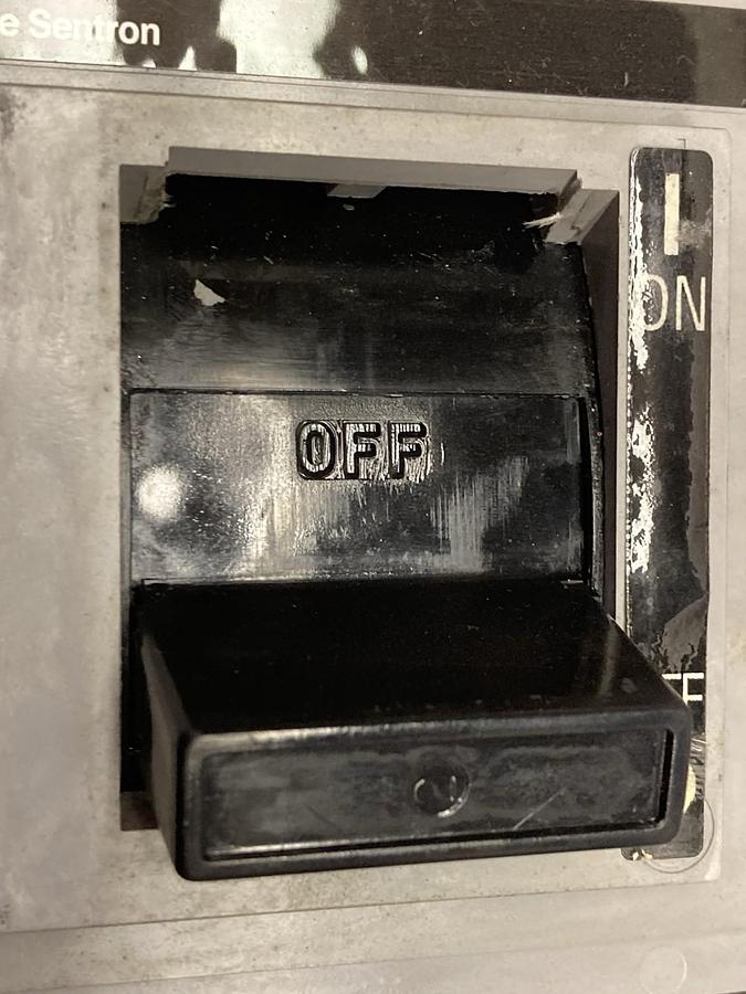 Used Siemens,LXD63B500,3-Pole Circuit Breaker 500A 600V