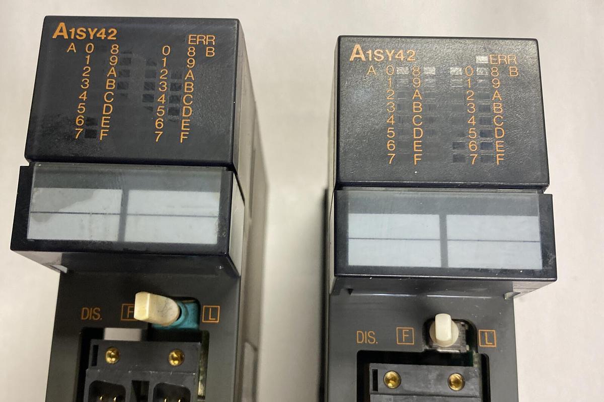 Used Mitsubishi,A1SY42,Output Unit Lot Of 2