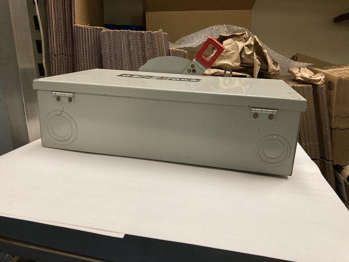 Used General Electric,THN3362JW,Heavy Duty Safety Switch Model 10 60A 600Vac