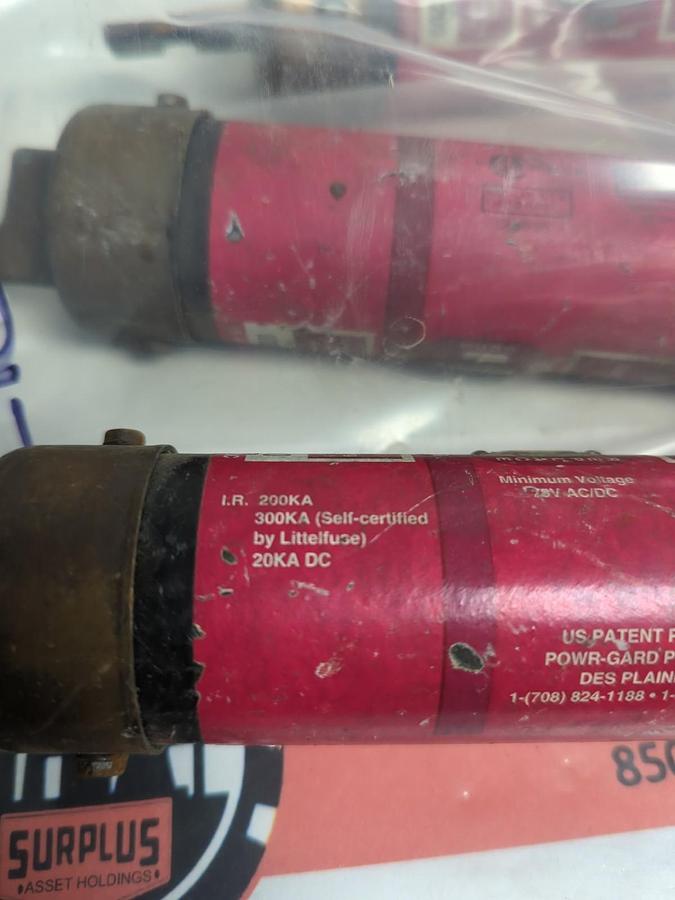 Used LITTELFUSE,IDSR200,INDICATOR 200 AMP FUSE LOT OF 3 PRE-OWNED