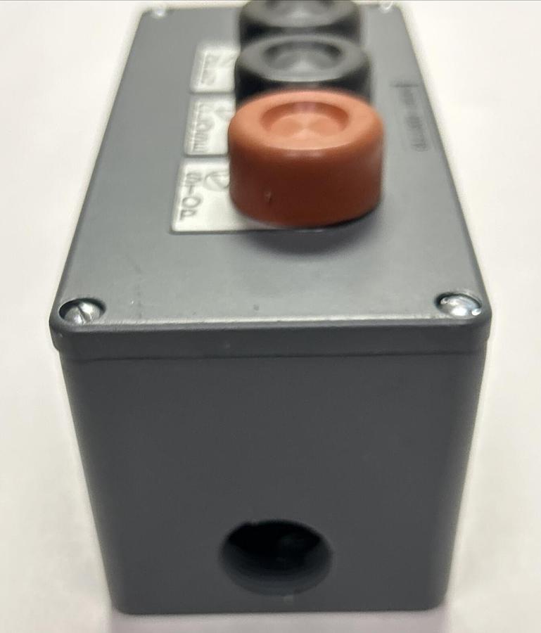 GLEASON AVERY,3BXT,THREE BUTTON CONTROL STATION NOS