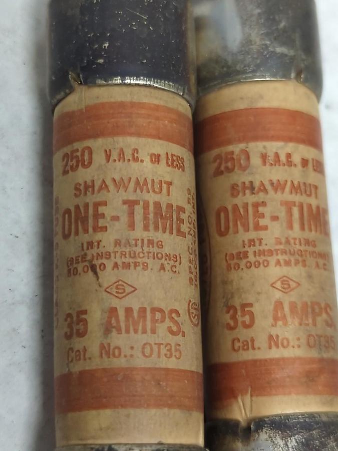 Used GOULD SHAWMUT,OT35,ONE-TIME 35 AMP FUSE LOT OF 2 PRE-OWNED