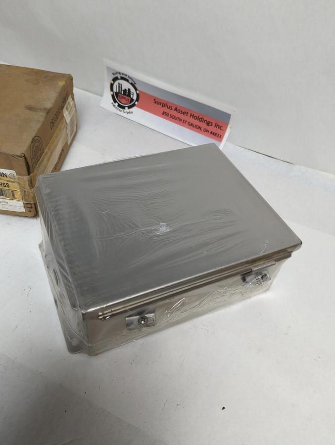 WIEGMANN,BN4100804CHSS,JUNCTION BOX NEMA 4X SIZE 10X8X4 INCH NOS