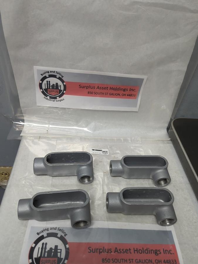 APPLETON,LL27,FM7 CONDUIT BODY 3/4 INCH LOT OF 4 NOS
