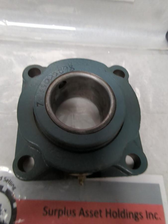 Used DODGE,048062,FLANGE 4-BOLT MOUNT UNISPHERE BEARING F4B-UNI2-215E 2-15/16 IN BORE