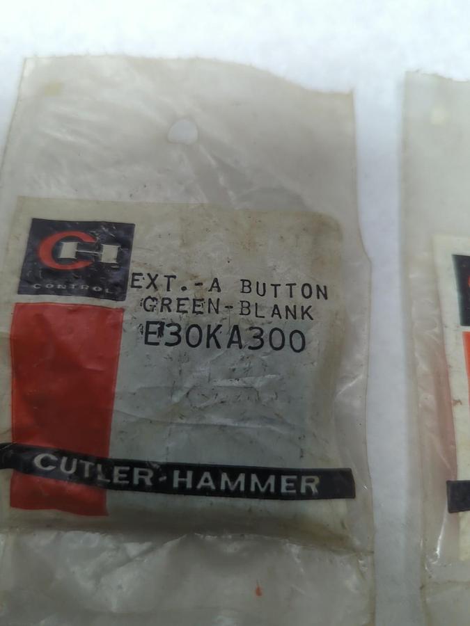 CUTLER-HAMMER,E30KA300,EXTENDED-A BUTTON GREEN BLANK LOT OF 2 NOS