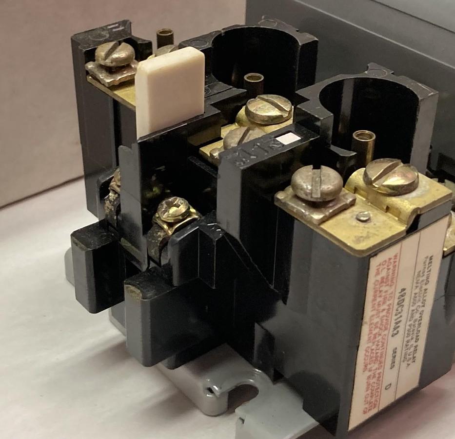 Used Furnas,14CP32AD-81,3-Phase Motor Starter Contactor 200/230V 18A