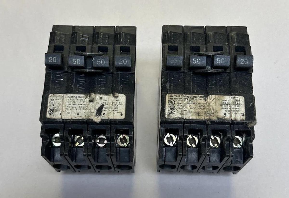 Used SIEMENS,Q22050CT,CIRCUIT BREAKER 20A-50A 120/240V 4P LOT OF 2