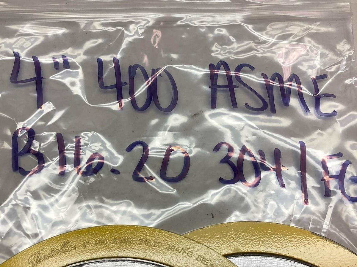 Flexitallic,400 ASME,4 Inch Spiral Round Gasket B16.20 304/FG LOT OF 2
