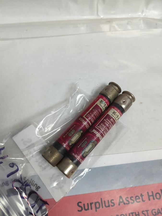 Used LITTELFUSE,IDSR-6-1/4,INDICATOR 6-1/4 AMP FUSE LOT OF 2 PRE-OWNED