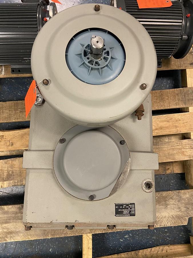 Used Sumitomo,PA185303,Gear Reducer EHYS-D6165Y-Y3-39 Ratio 39 Input 32.3Hp 1750RPM