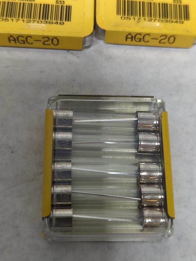 COOPER BUSSMANN,AGC-20,GLASS FUSES LOT OF 50 NEW