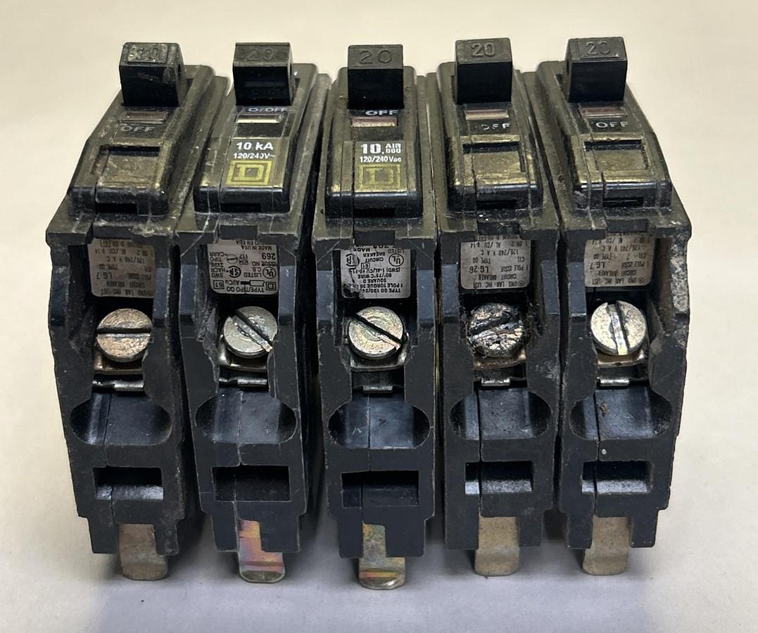 Used SQUARE D,QO120,CIRCUIT BREAKER 20A 120/240V 1P LOT OF 5
