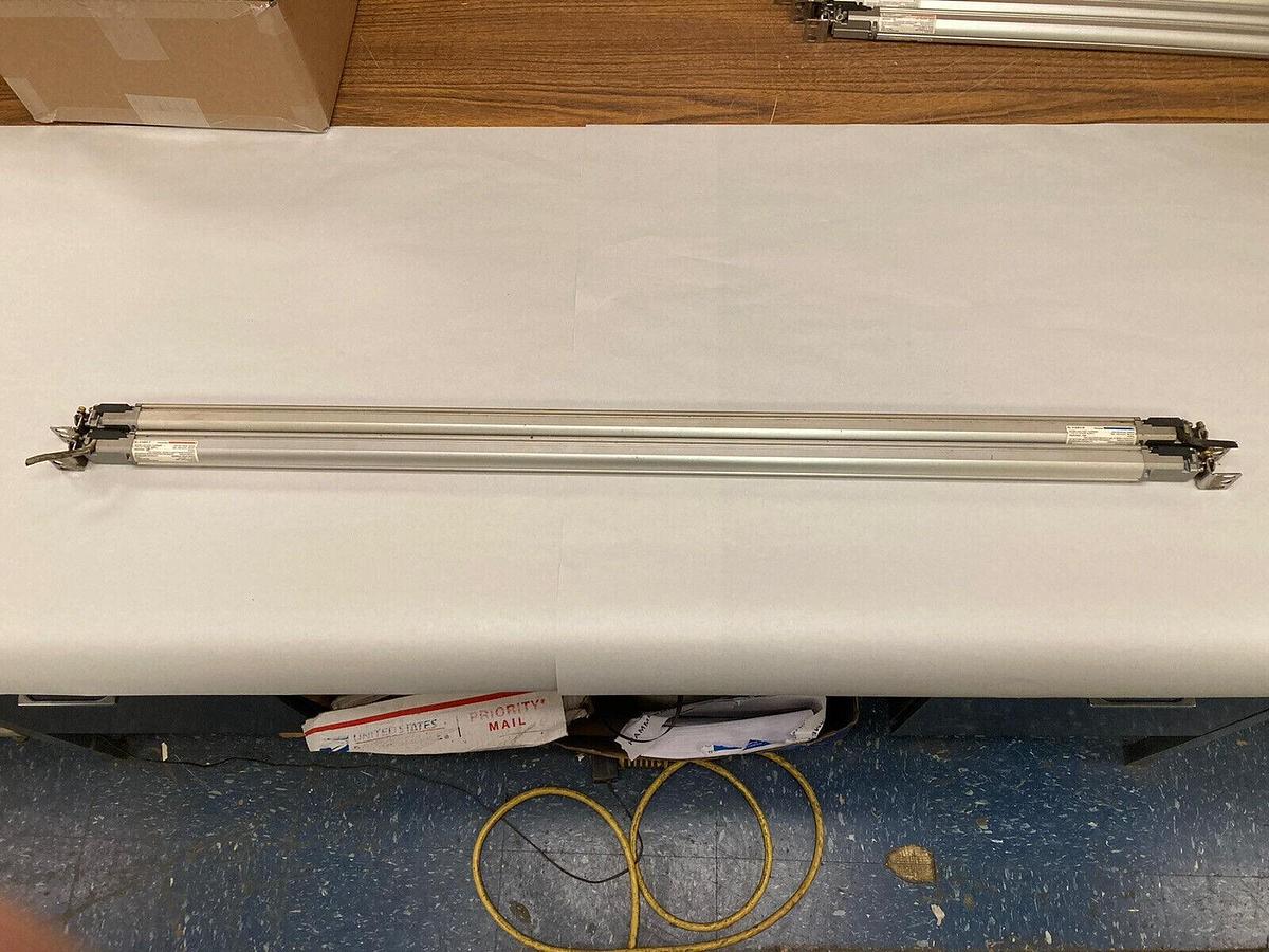 Used Keyence Sensor,SL-V48H-T / SL-V48H-R,Light Curtain Transmitter with Receive 940M