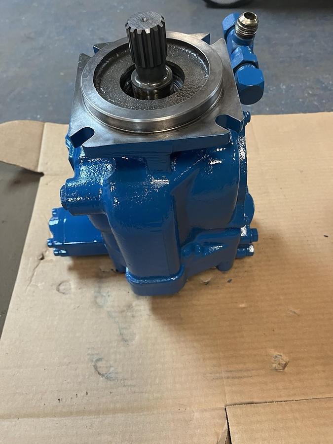 Used VICKERS,PVH74C-RF-2S-10-CM7-31,HYDRAULIC PISTON PUMP 21-37352