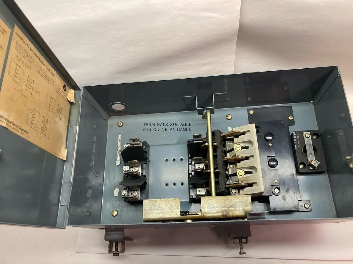 Used Westinghouse,373D 633 G06,3-Phase Fusible BUS PLUG Switch Pul-In Unit 60A 600Vac