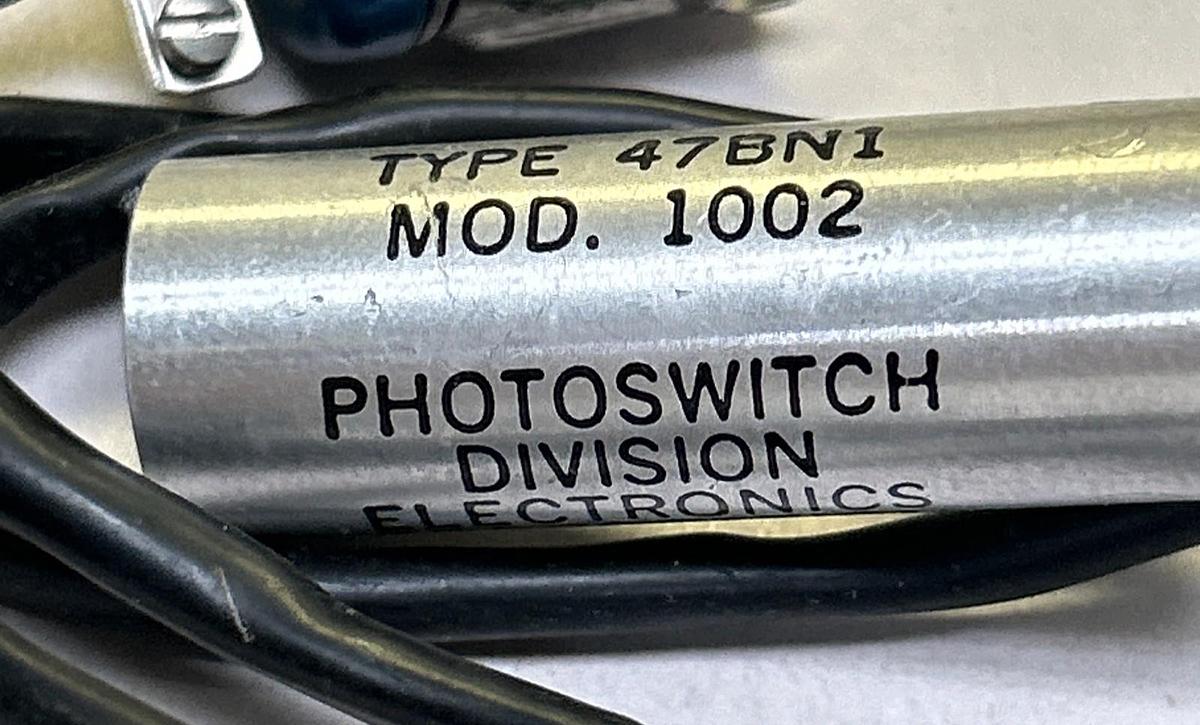 Used ELECTRONICS CORP OF AMERICA,47BN1-1002,PHOTOSWITCH SENSOR