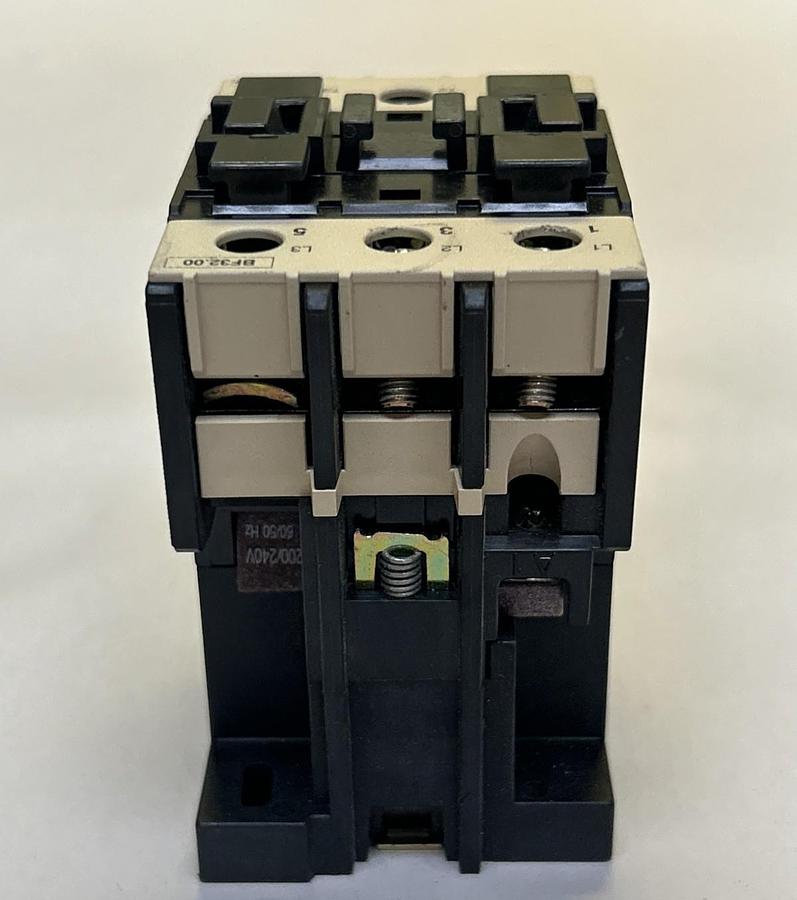 Used LOVATO,BF32,CONTACTOR