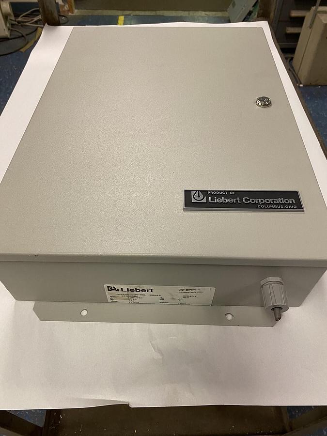 Used LIEBERT ACM45U ACCESS CONTROL PANEL133493G6 120/240V 1PH