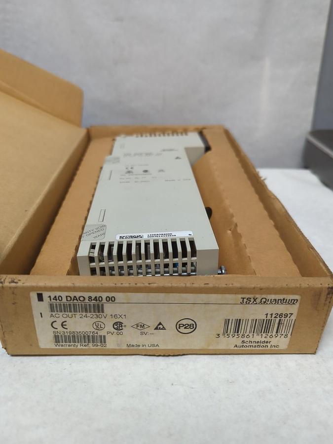 SCHNEIDER ELECTRIC,140 DAQ 840 00,TSX QUANTUM OUTPUT MODULE NOS