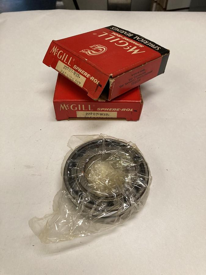 McGill,22207-W33,Spherical Roller Bearings Lot of 2