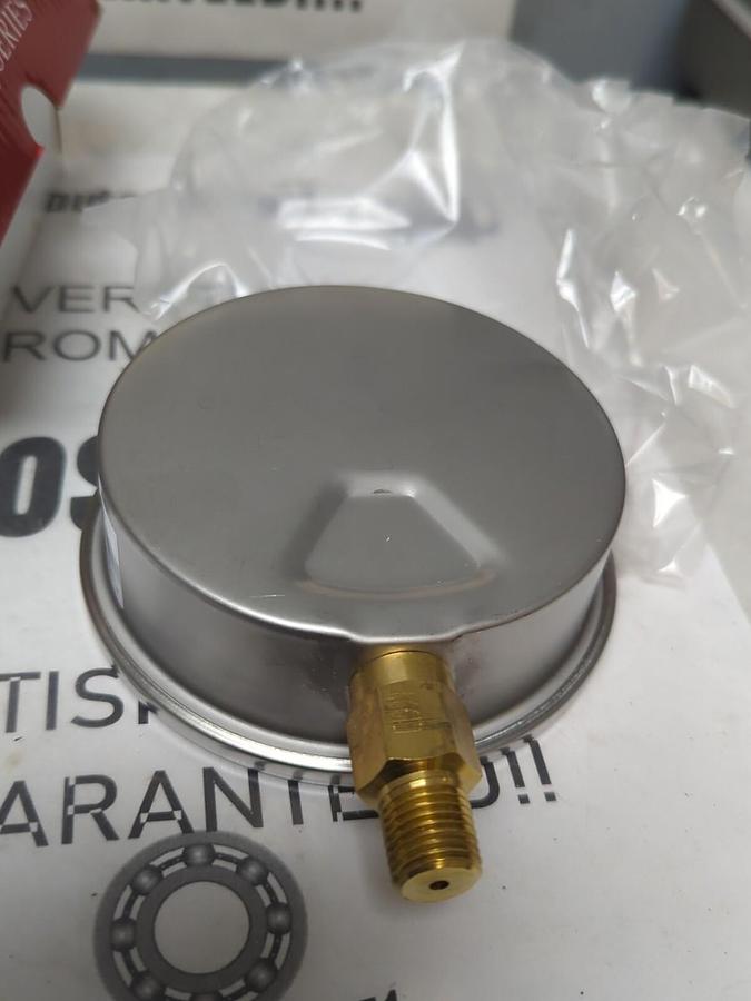 WINTERS,PFQ709,4 IN GAUGE 1/4 IN NPT 0-30 PSI/KPA NOS