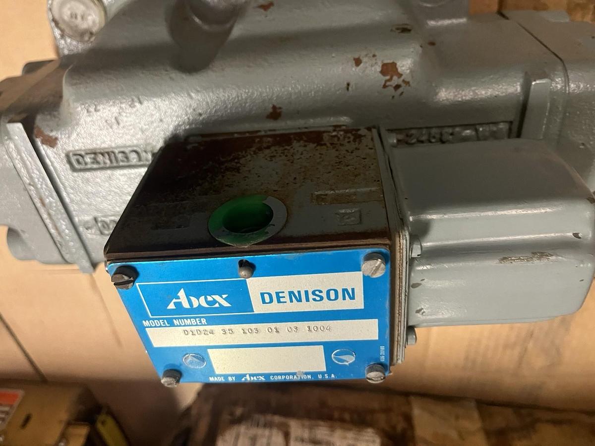 Used DENISON,D1D24-35103-01-03-1004,HYDRAULIC VALVE