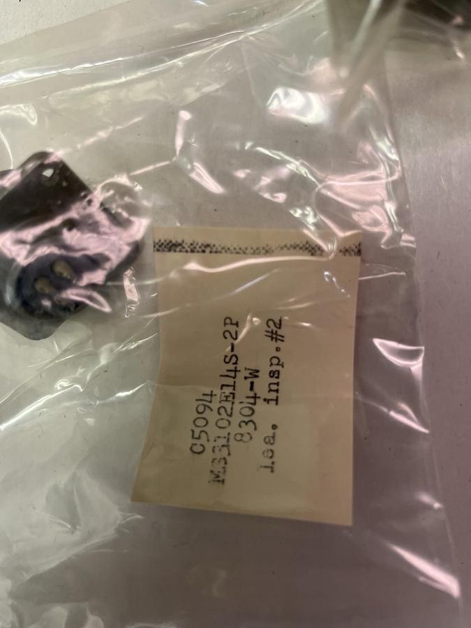 ITT CANNON,C5094,PLC SOCKET MS3102E1HS-2P 8304-W LOT OF 2
