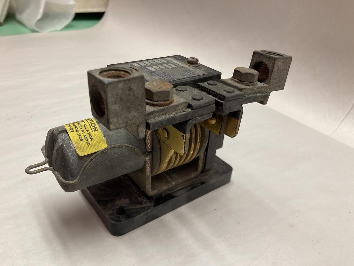 Used Allen Bradley,810-A23A,Inverse Time Relay 600v-ac