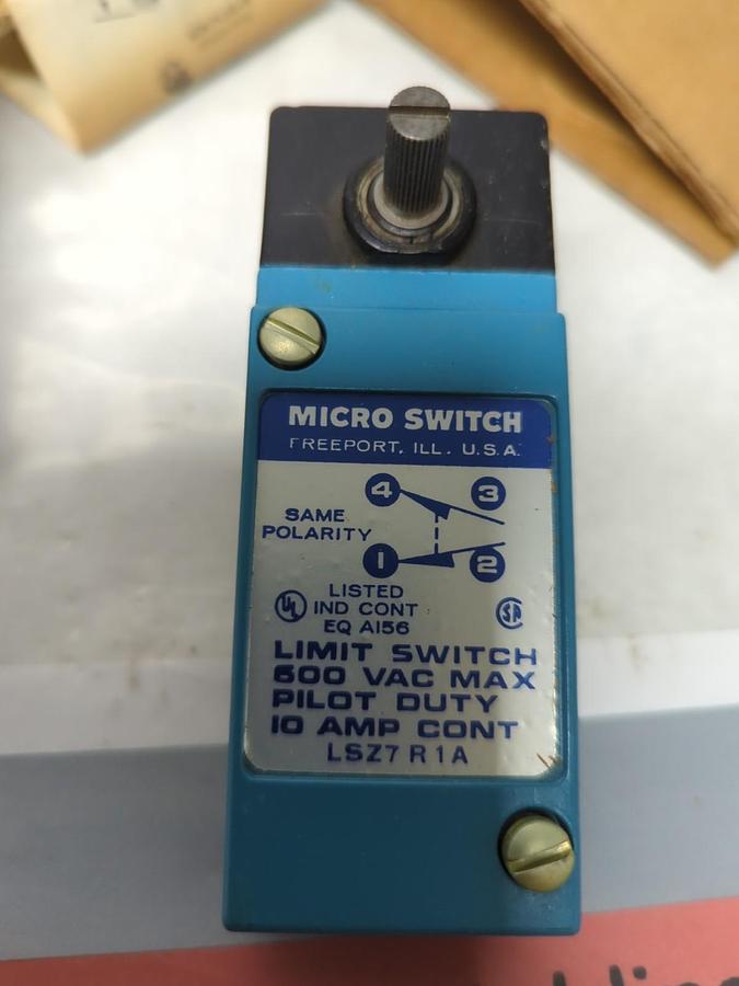 HONEYWELL,LSZ7R1A,HEAVY DUTY LIMIT SWITCH 600V 10 AMP NOS