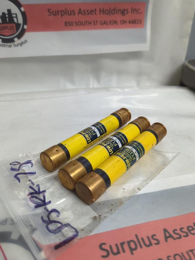 Used COOPER BUSSMANN,LPS-RK-7SP,LOW-PEAK 7 AMP FUSE LOT OF 3 PRE-OWNED
