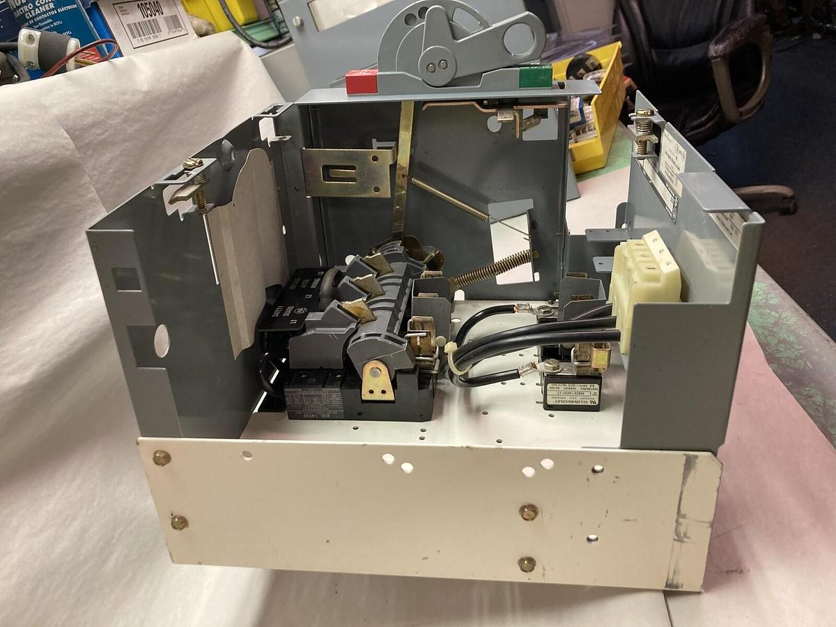 Used Allen-Bradley,2100 2192F,60 Amp 12 Inch Fused MCC Disconnect Feeder Bucket