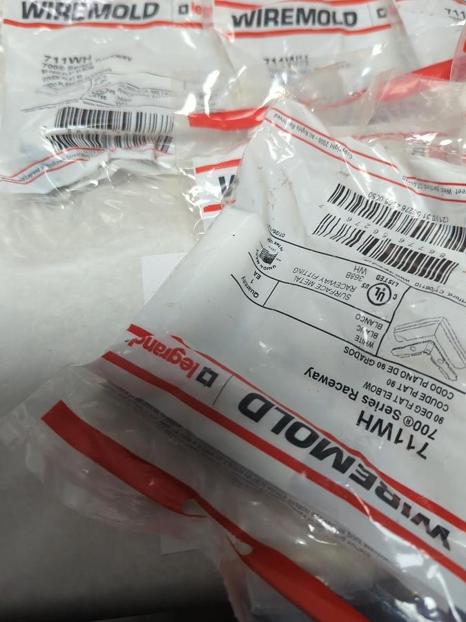 WIREMOLD/LEGRAND,711WH,SERIES 700 RACEWAY 90° FLAT ELBOW LOT OF 12 NEW