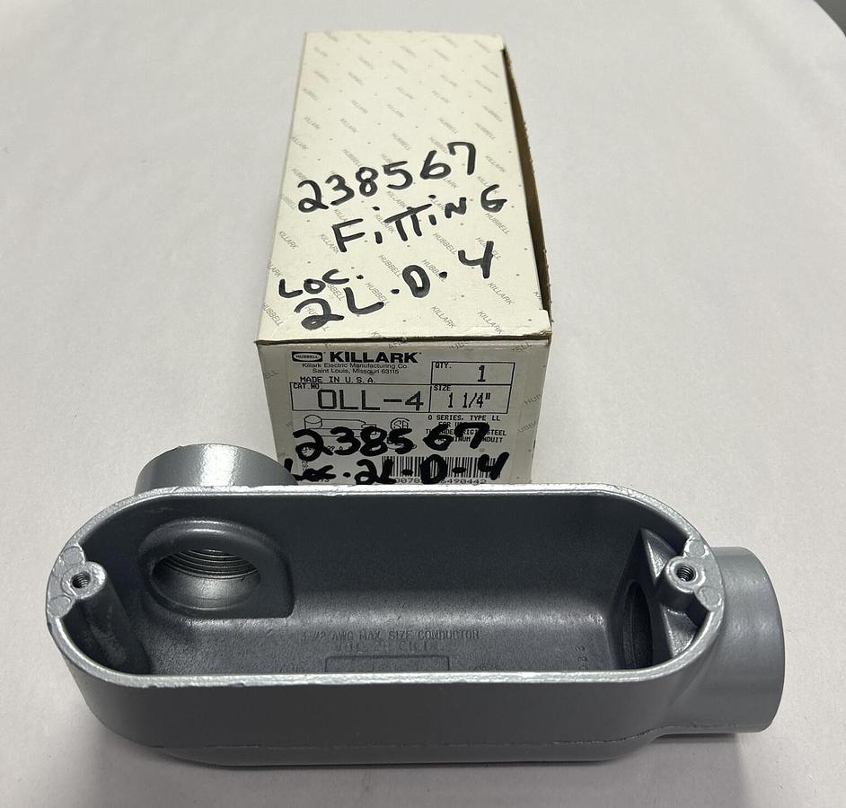 Used HUBBELL KILLARK,OLL-4,CONDUIT BODY 1-1/4INCH NEW