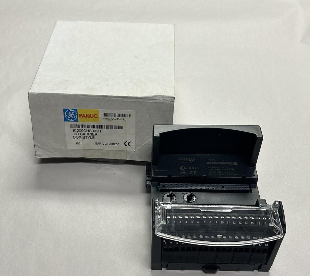 Used GE FANUC,IC200CHS002H,I/O CARRIER NEW